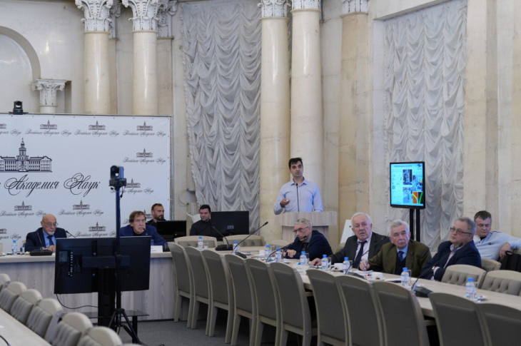 Комиссия РАН по приборной базе: пересмотр системы госзаданий усилит отечественное приборостроение